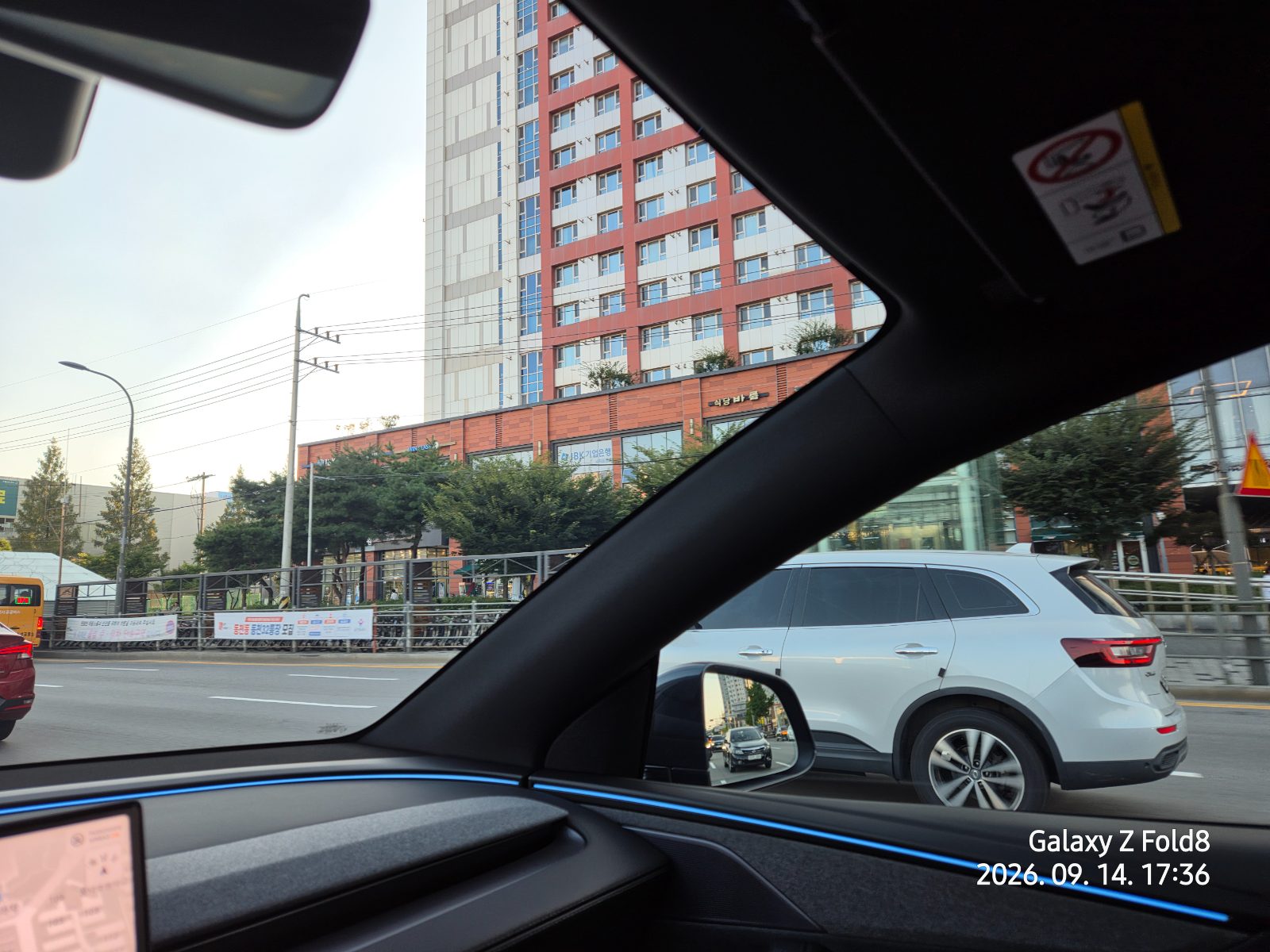 테슬라 모델 Y 주니퍼 신차패키지 시공 사진